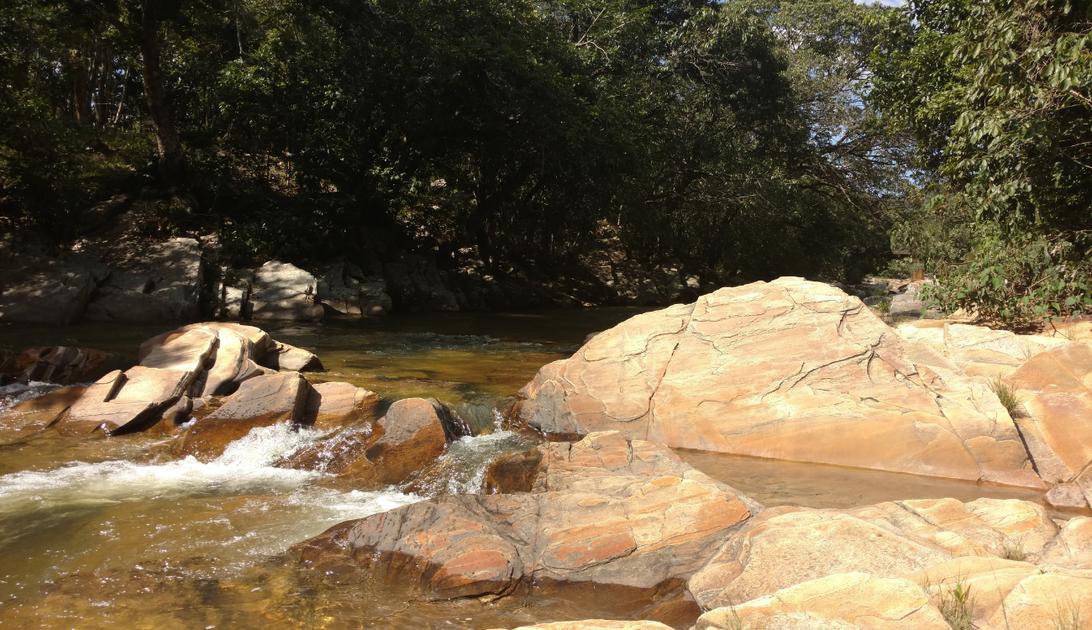 ROTEIROS DE CARRO PELO CERRADO